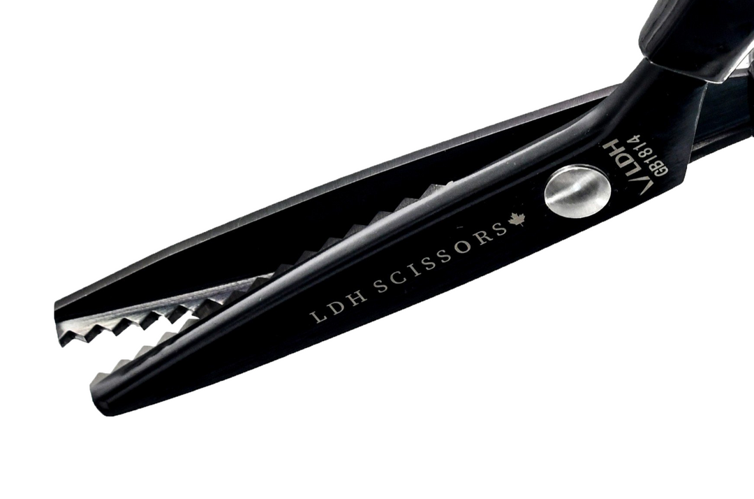 Lightweight Pinking SCISSORS