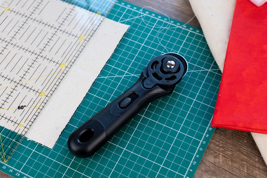 black rotary cutter