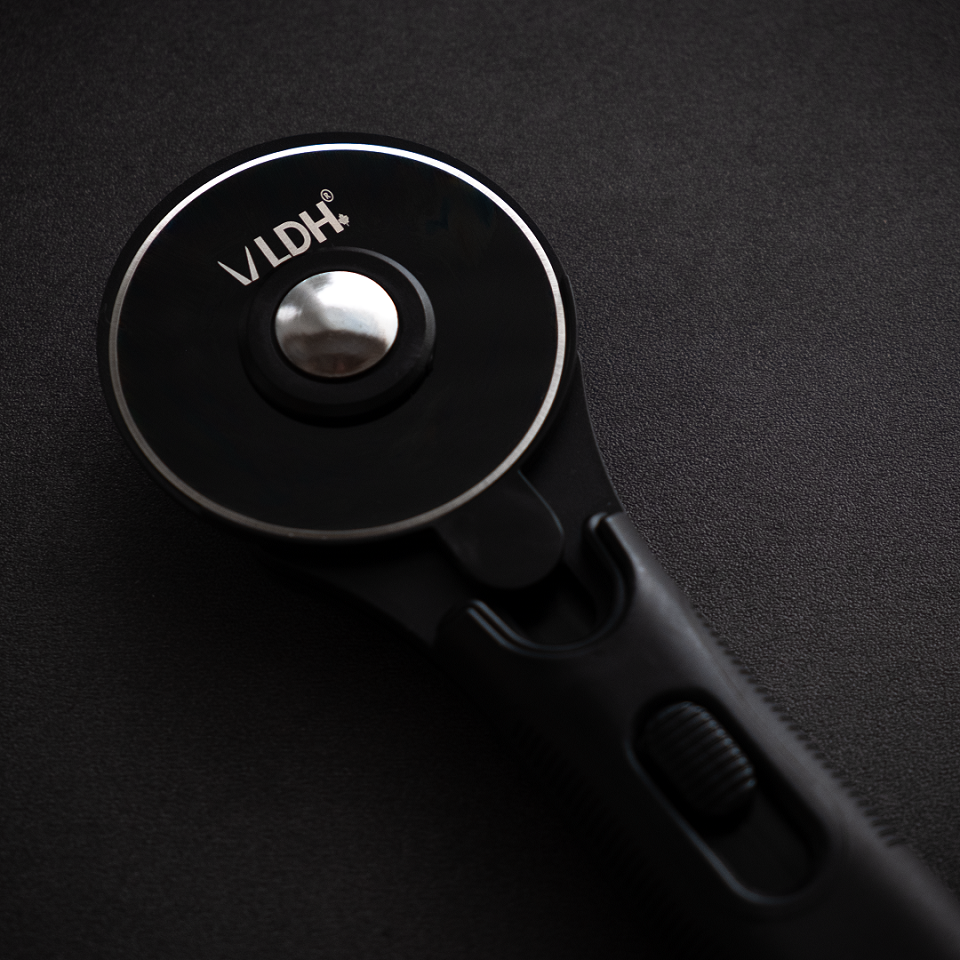 60mm Midnight Edition Rotary Cutter - LDH Scissors