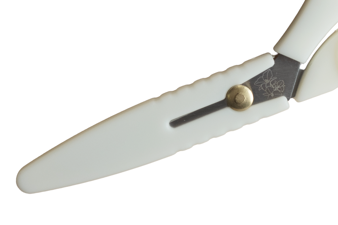 Bloom Series 8.5" Fabric Scissors - White